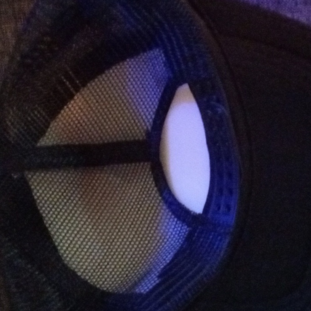 Ignite snap back - Picture 2 of 2